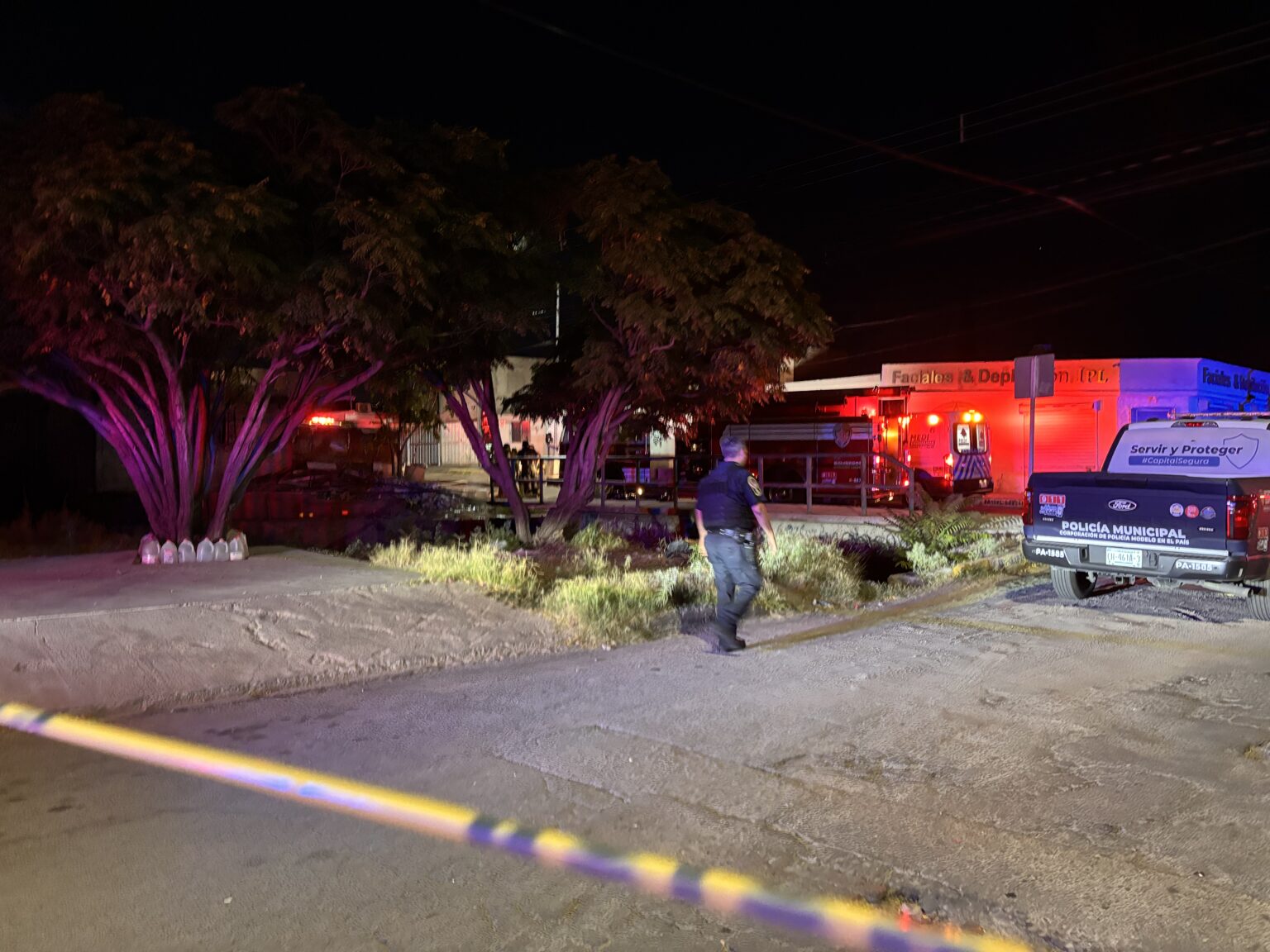 Incendio provocado deja dos personas calcinadas en la colonia Granjas