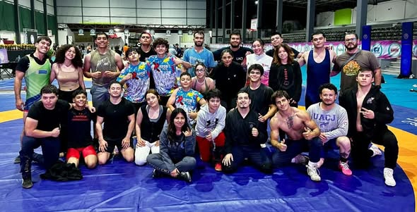 BRILLAN JUARENSES EN EL GRAN PRIX DE LUCHAS ASOCIADAS