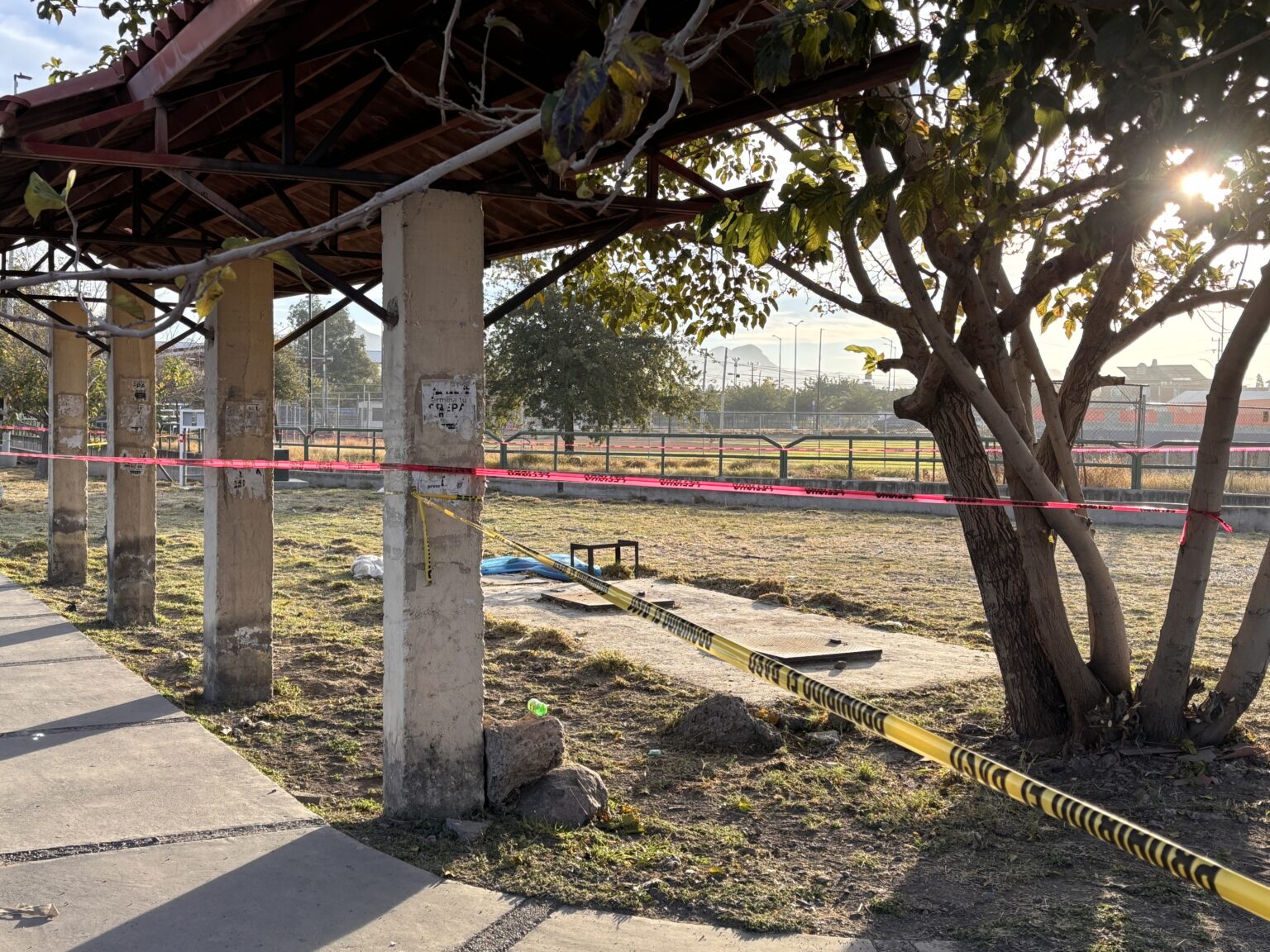 Encuentran a hombre sin vida cerca de la Comandancia Norte