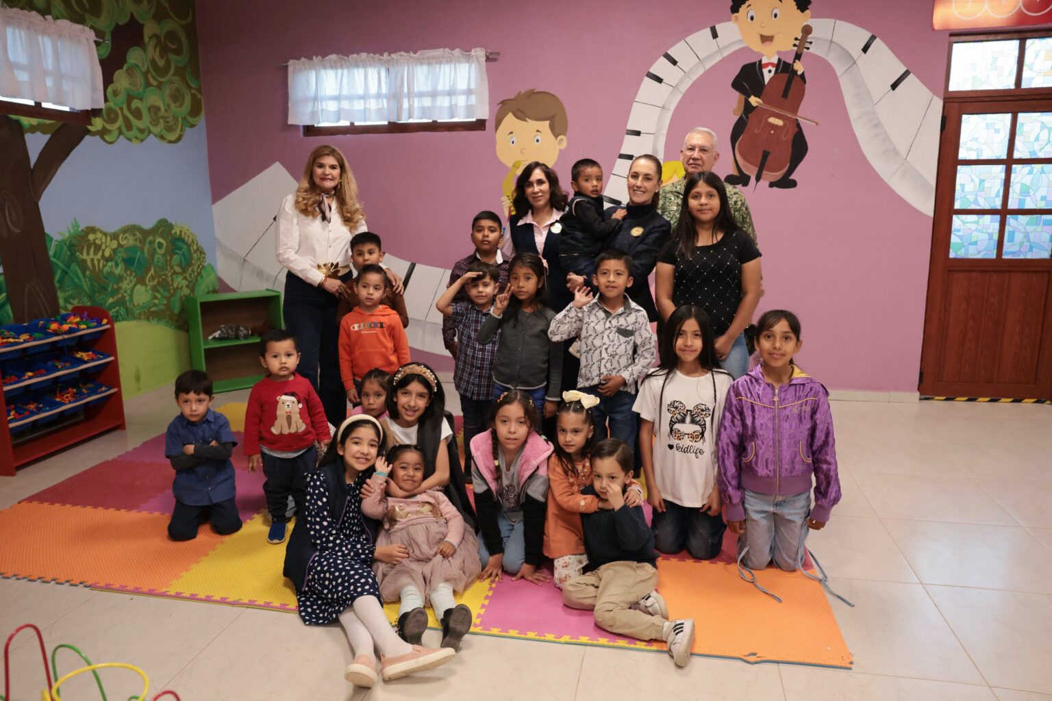 Recorrió Sheinbaum campo militar de Santa Gertrudis