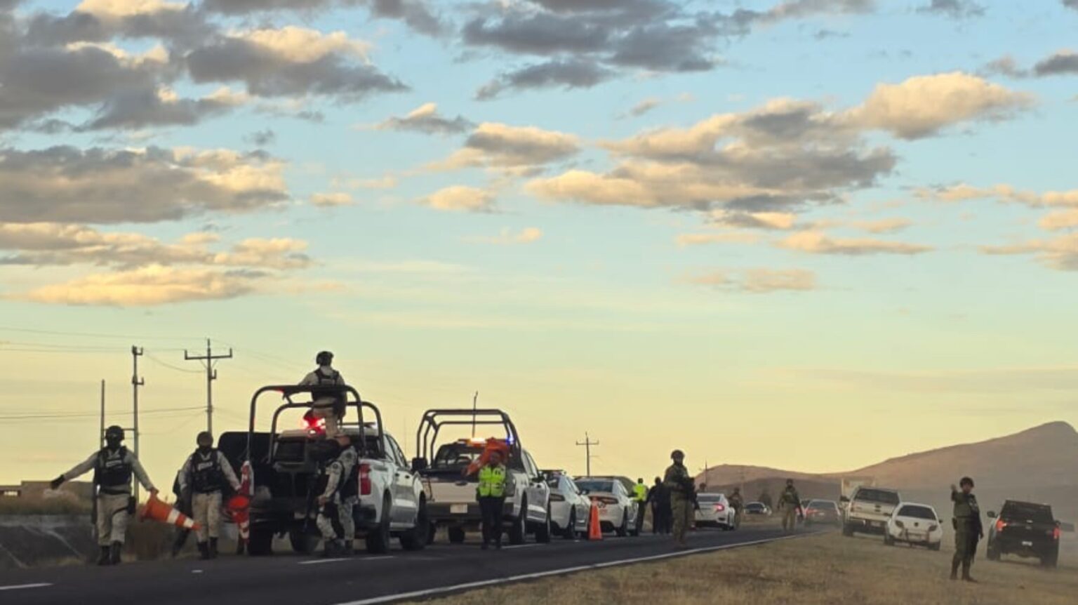 Trágica volcadura en la Juárez–Chihuahua deja una mujer sin vida