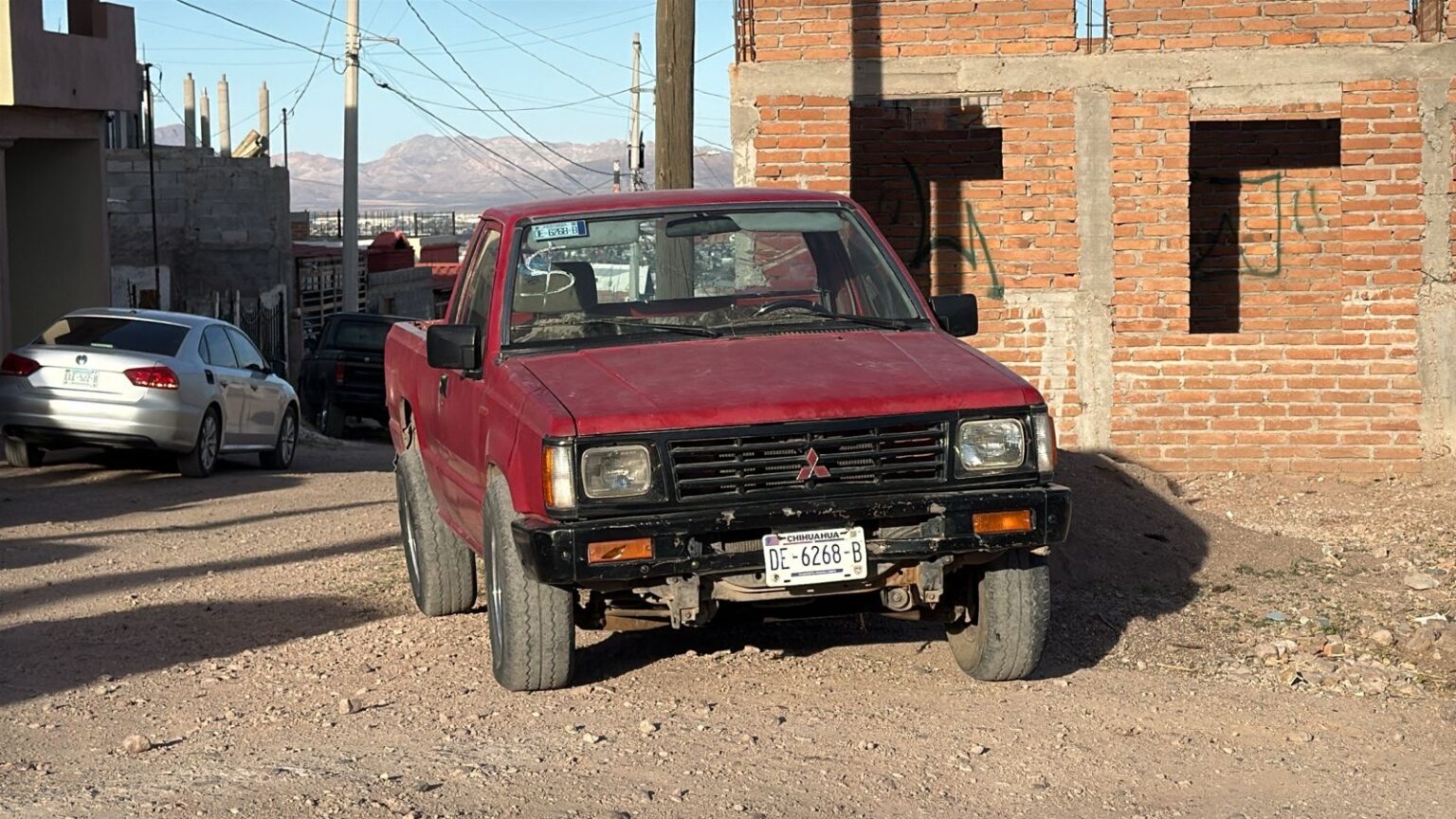 Adulto mayor resulta lesionado al autoatropellarse con su pickup en Vista Hermosa