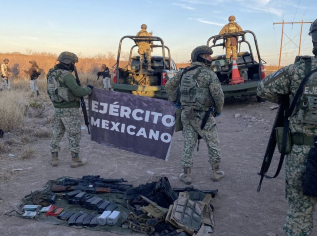 Abate Ejército a sicario en Jiménez; aseguran arsenal