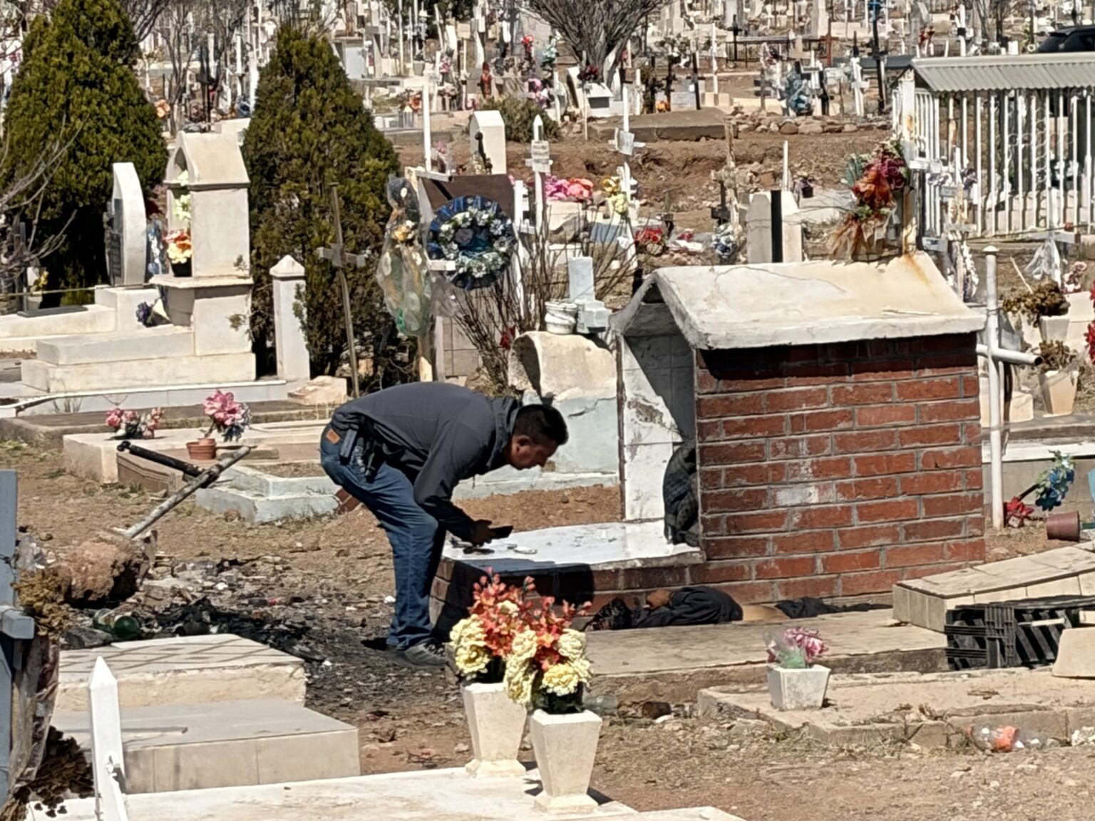 Hombre de 45 años hallado sin vida en el Panteón Municipal 3