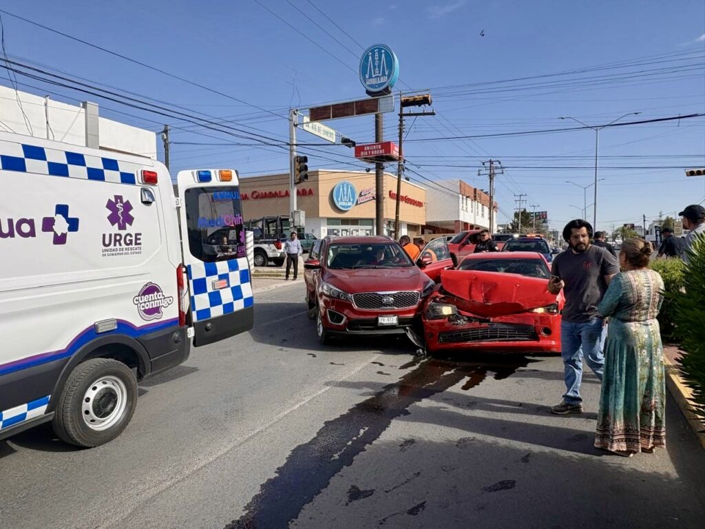 Choque en la Río de Janeiro deja a una mujer lesionada; semáforos estaban apagados