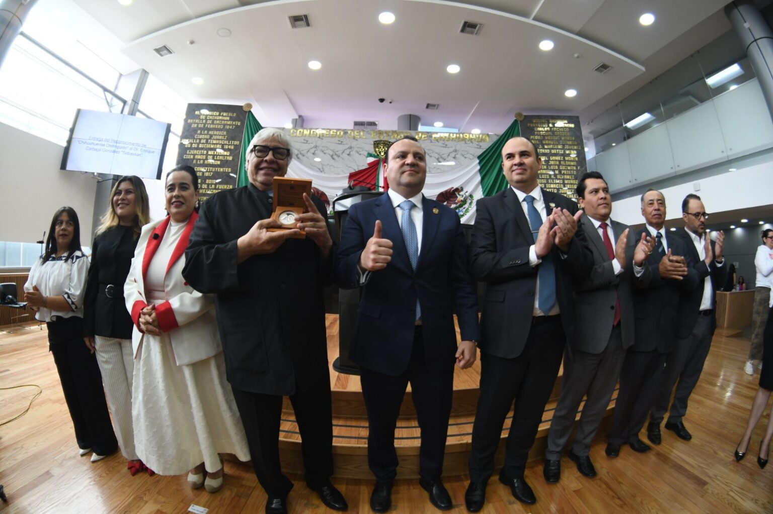 Reconoce Congreso a Sebastián con presea “Chihuahuense Distinguido”