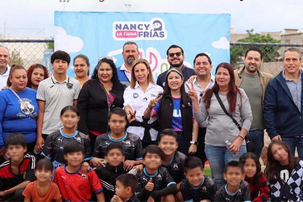 Diputada Joss Vega dialoga con estudiantes universitarios sobre quehacer legislativo